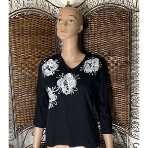 Vintage 90s Handmade T Shirt Women Mid Sleeve Paint Rhinestone‎ Victoria Small